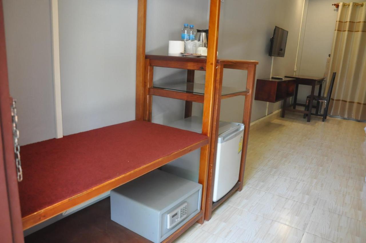 Pilgrim'S Kitchen & Inn Savannakhet Bagian luar foto